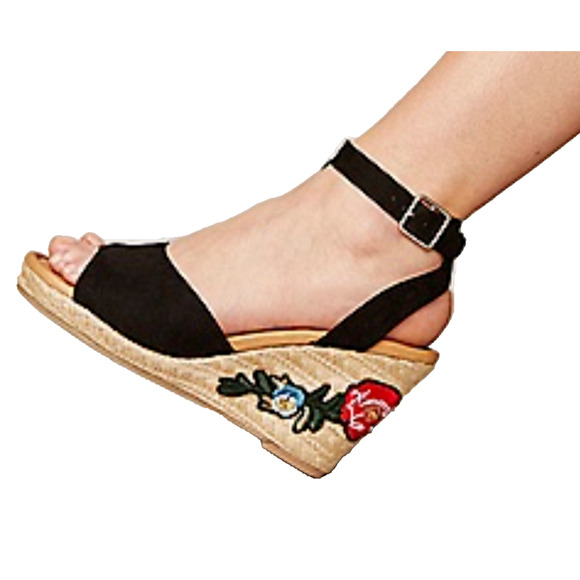 Lane Bryant Espadrille Wedges Floral Boho Embroirdered Black Size 9W - Picture 1 of 8